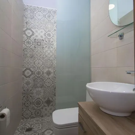 Tatil Evi Pamelas House With Jacuzzi Kíssamos