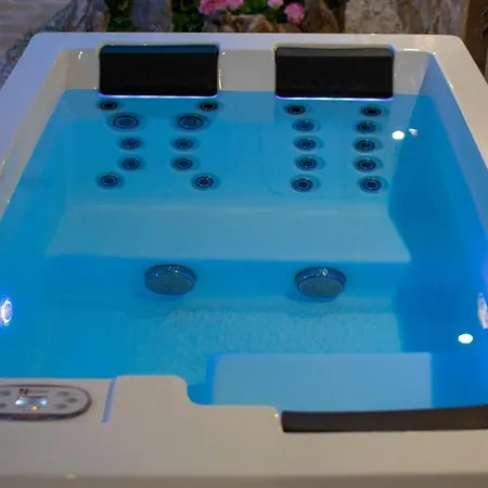 Tatil Evi Pamelas House With Jacuzzi *